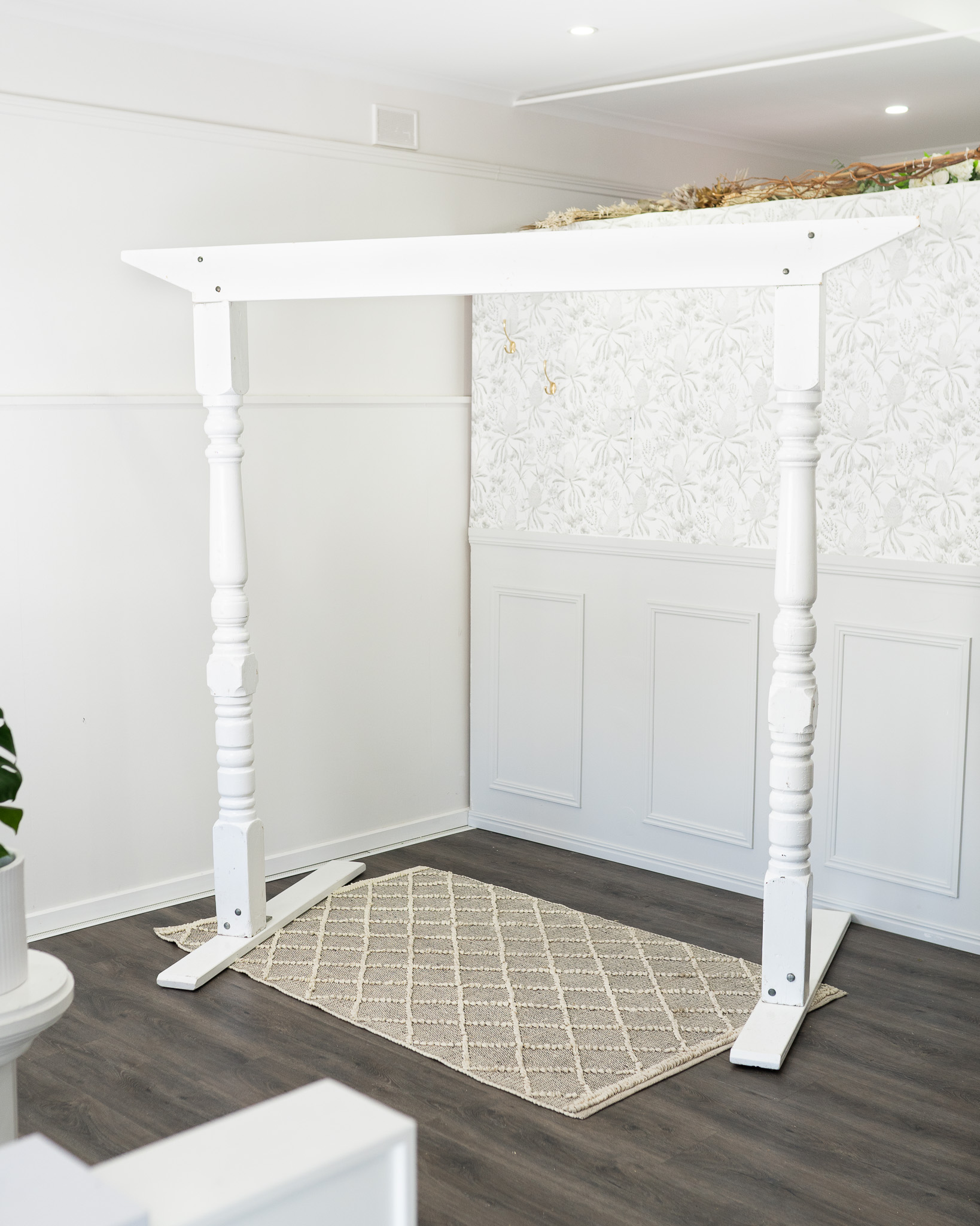 Arbour - White Timber