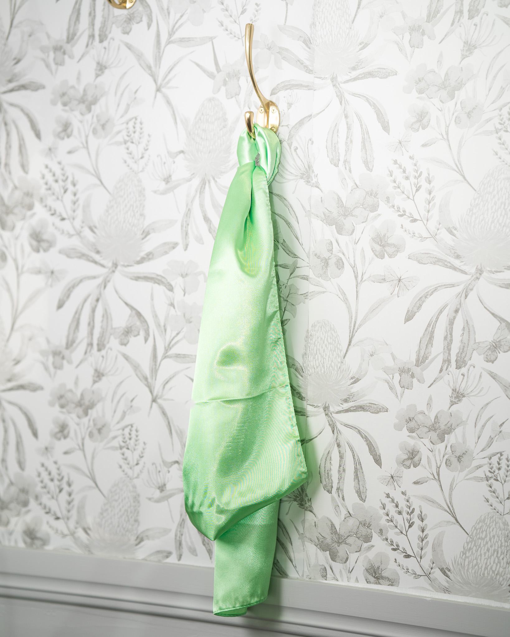 Sash - Pine Lime Satin