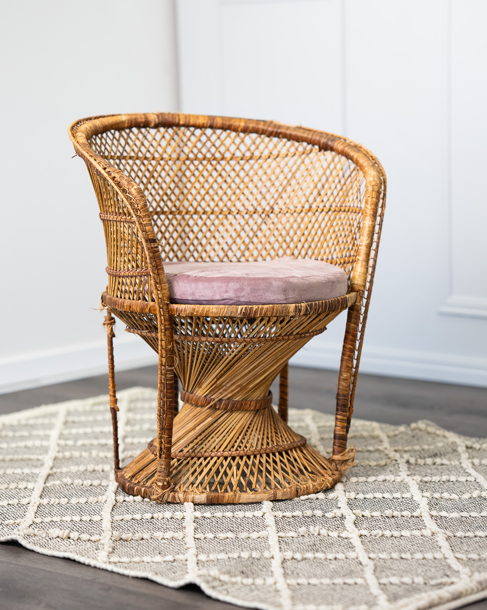 Peacock Chair - Small