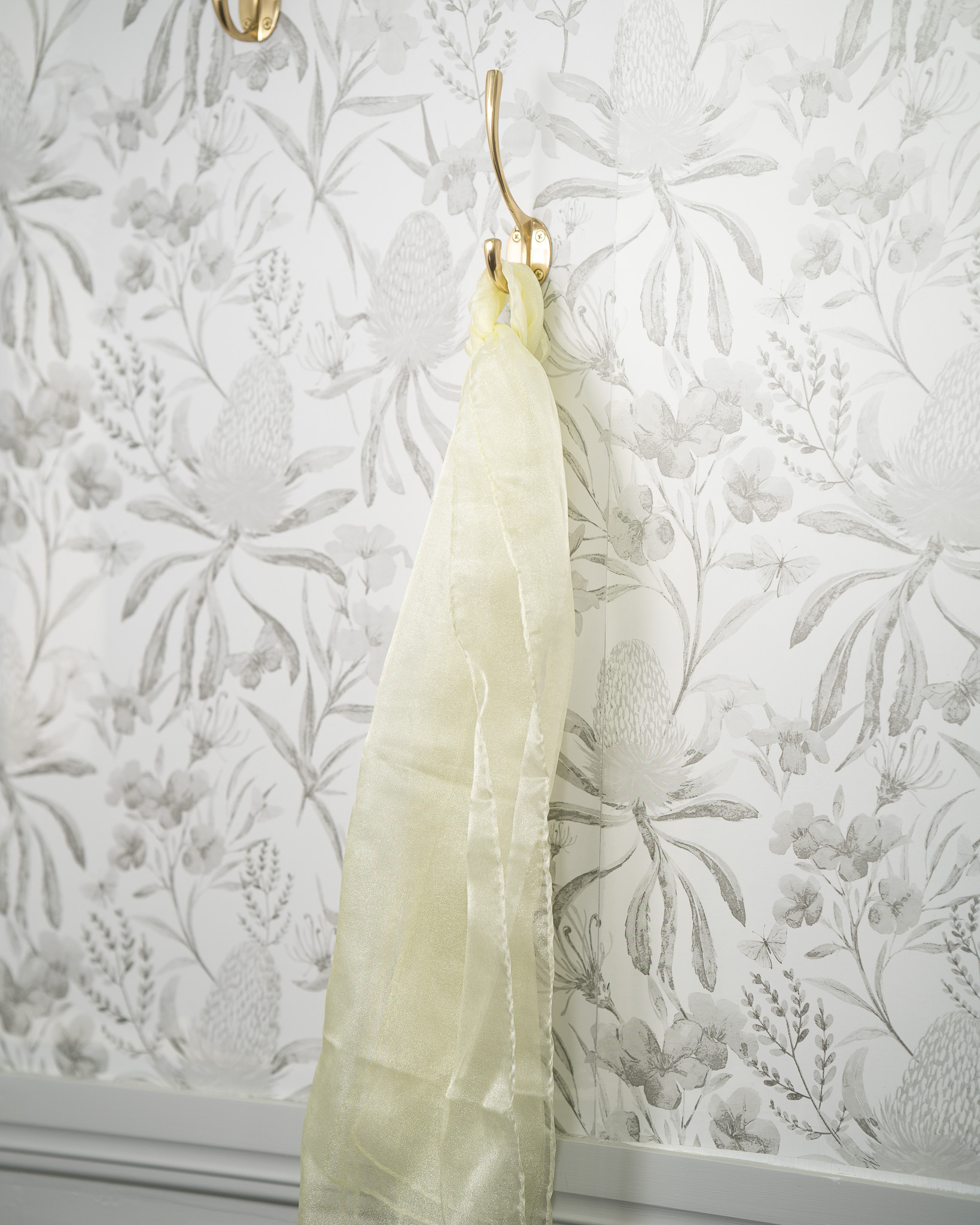 Sash - Straw Organza